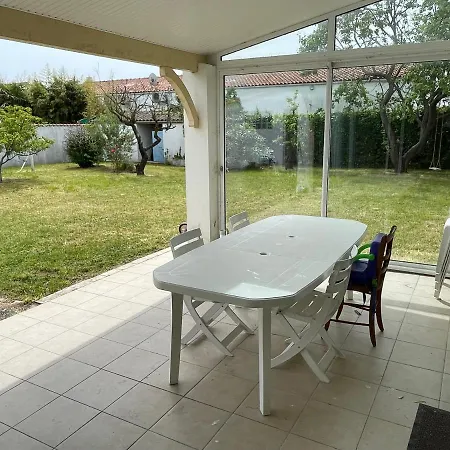 Hébergement de vacances Maison Spacieuse Proche Plages Et Village Saint-Denis-dʼOléron